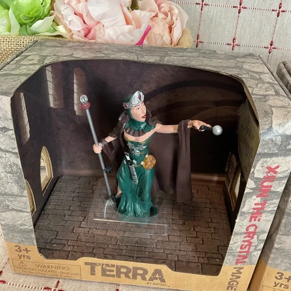 Terra by Battat Halldor The Raider Viking Warrior Figure & Xiun The Crystal Mage - Picture 2 of 8